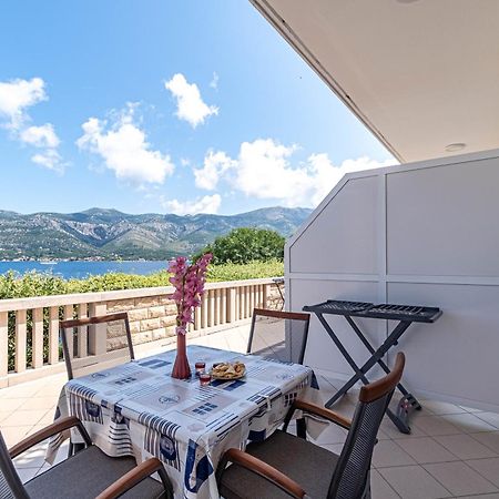 Apartments By The Sea Tri Zala, Korcula - 9237 Zrnovo ภายนอก รูปภาพ